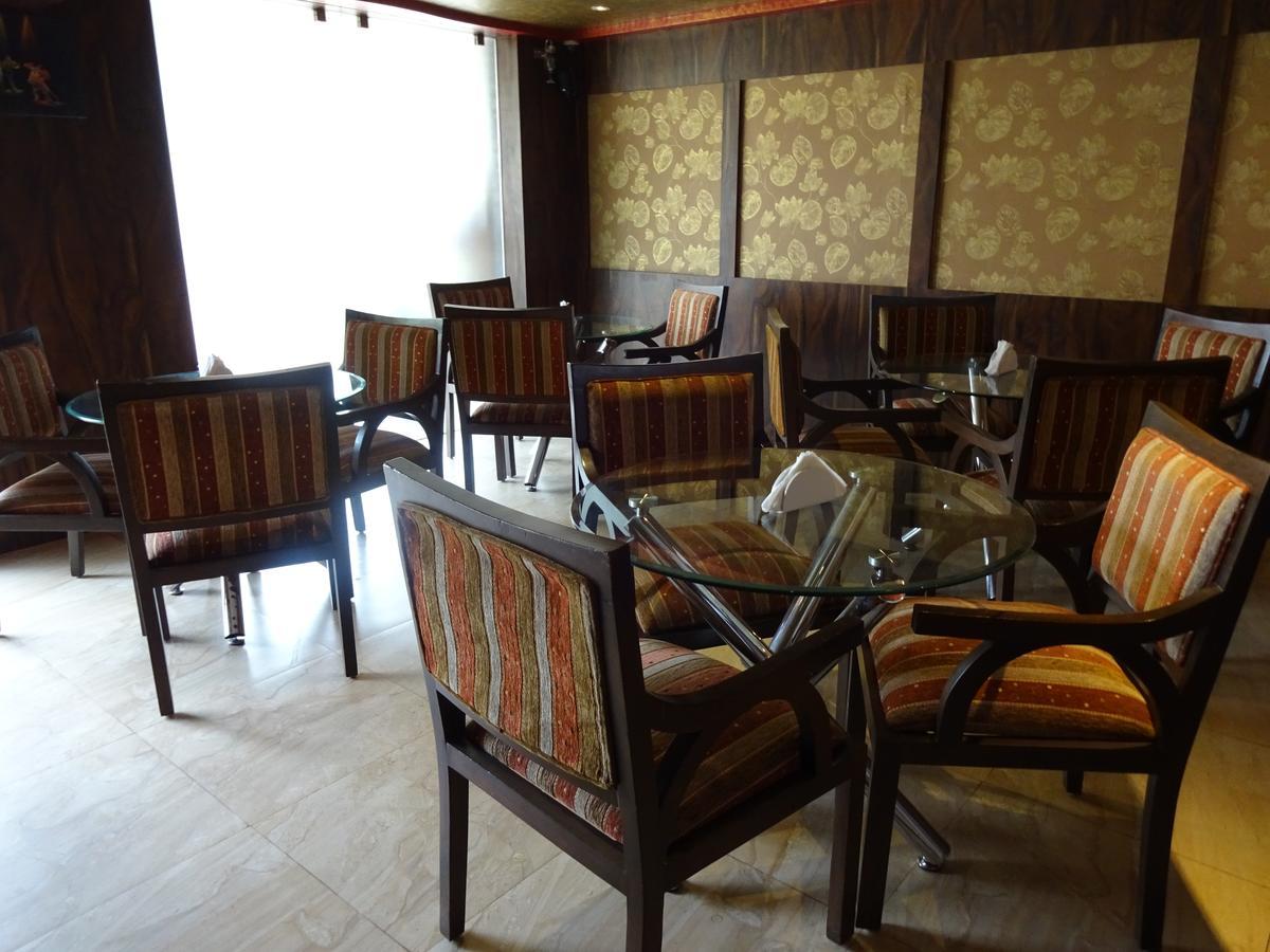 Hotel La Grace Madgaon Exteriör bild